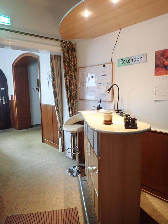 Haus Charlotte Hotel Bad Nenndorf Ngoại thất bức ảnh